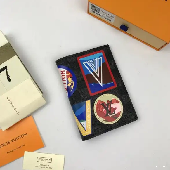 Cheap Vuitton Louis PASSPORT COVER 0513
